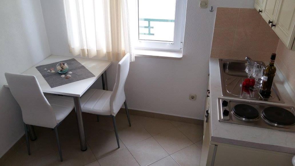 Apartmani Kontic Baska Voda Exterior photo
