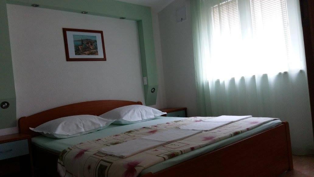 Apartmani Kontic Baska Voda Exterior photo