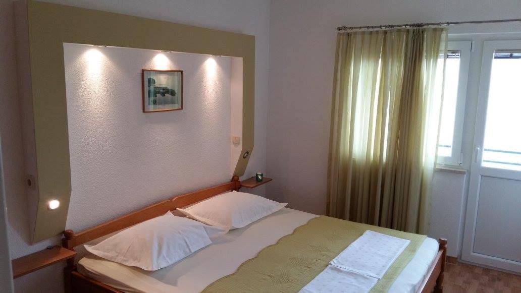 Apartmani Kontic Baska Voda Exterior photo