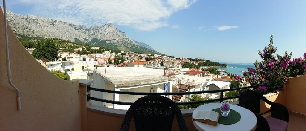 Apartmani Kontic Baska Voda Exterior photo