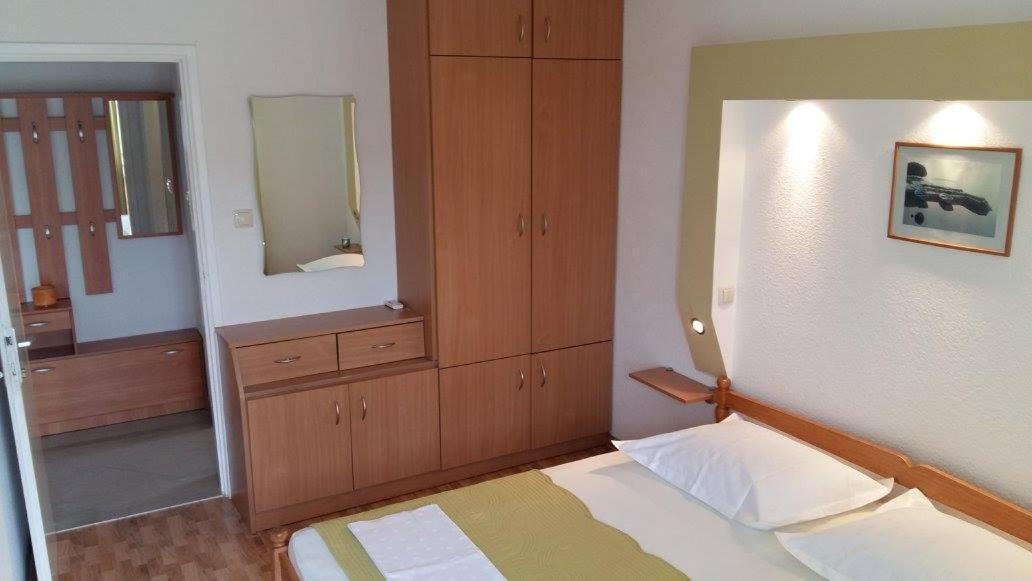 Apartmani Kontic Baska Voda Exterior photo